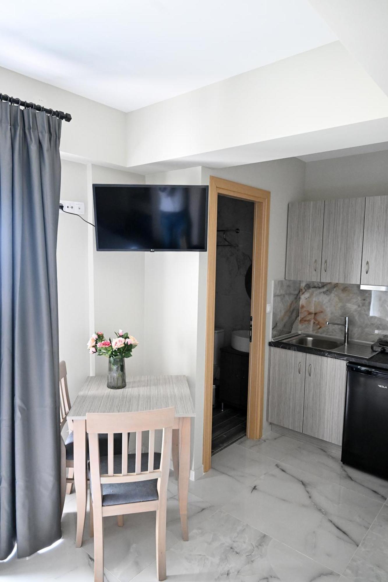 Aparthotel Alta Mare Néa Péramos Exterior foto